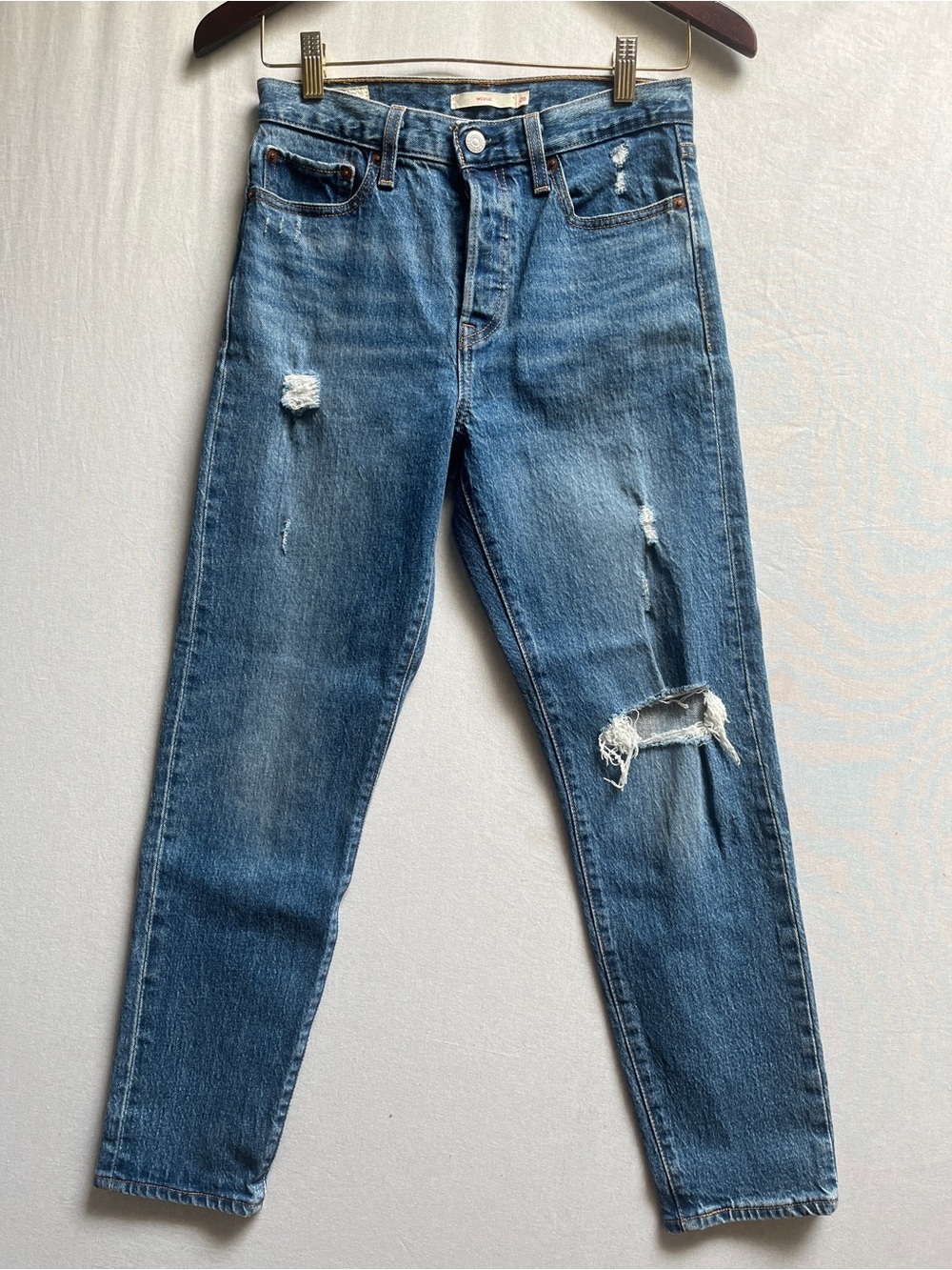 Levi's Wedgie High Rise Button Fly Distressed Jeans Size 26